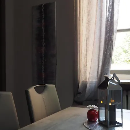 Apartment Red Note Turin